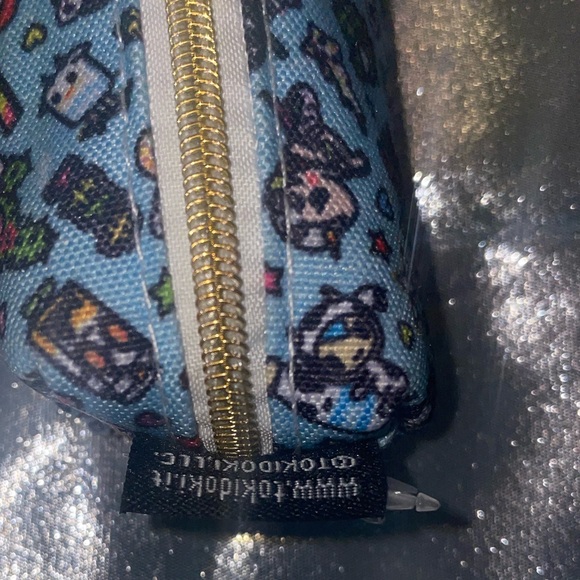 ❌SOLD❌NWOT Tokidoki Skinny Pencil Pouch & Plush Donutella Keyring - Picture 2 of 13